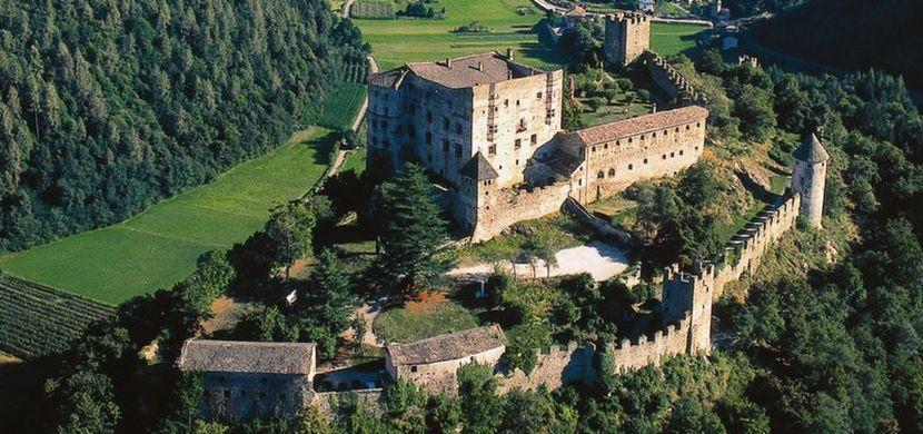 Castelcharme B&B 佩尔吉内瓦尔苏加纳 外观 照片