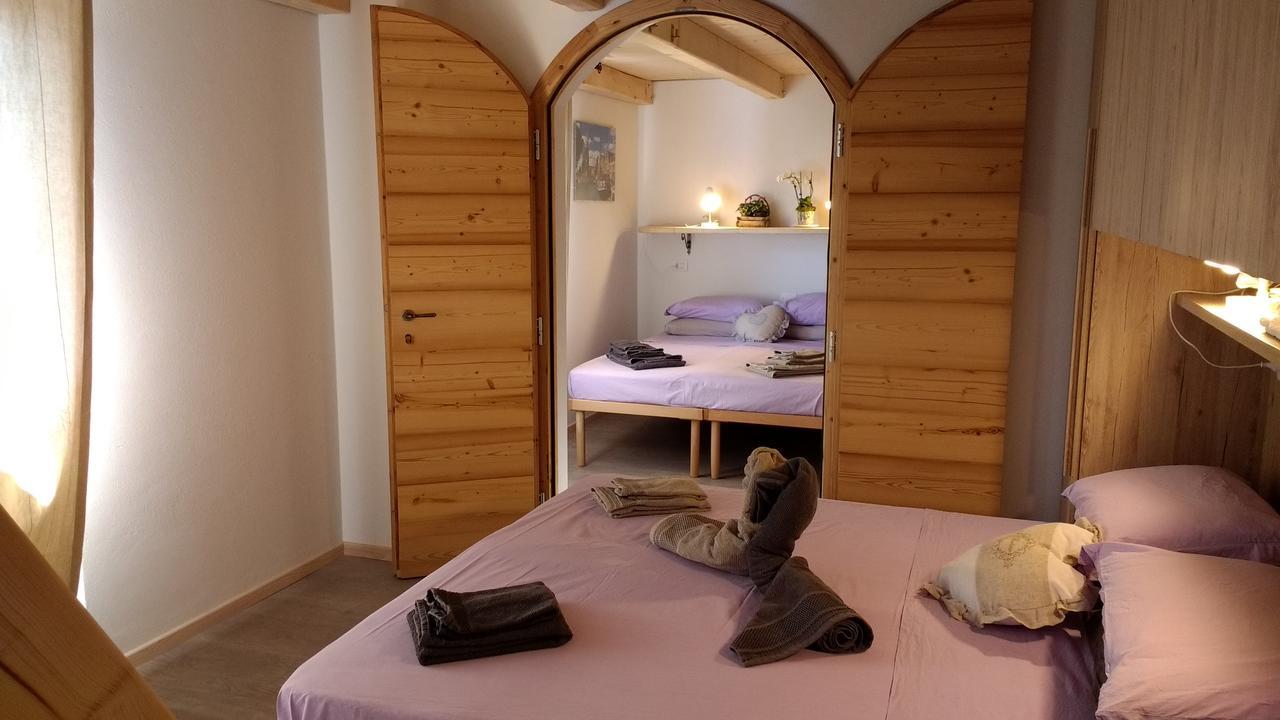 Castelcharme B&B 佩尔吉内瓦尔苏加纳 外观 照片