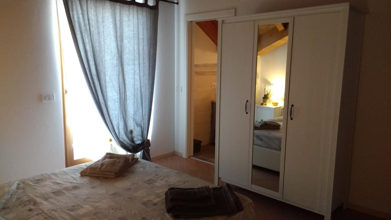 Castelcharme B&B 佩尔吉内瓦尔苏加纳 外观 照片